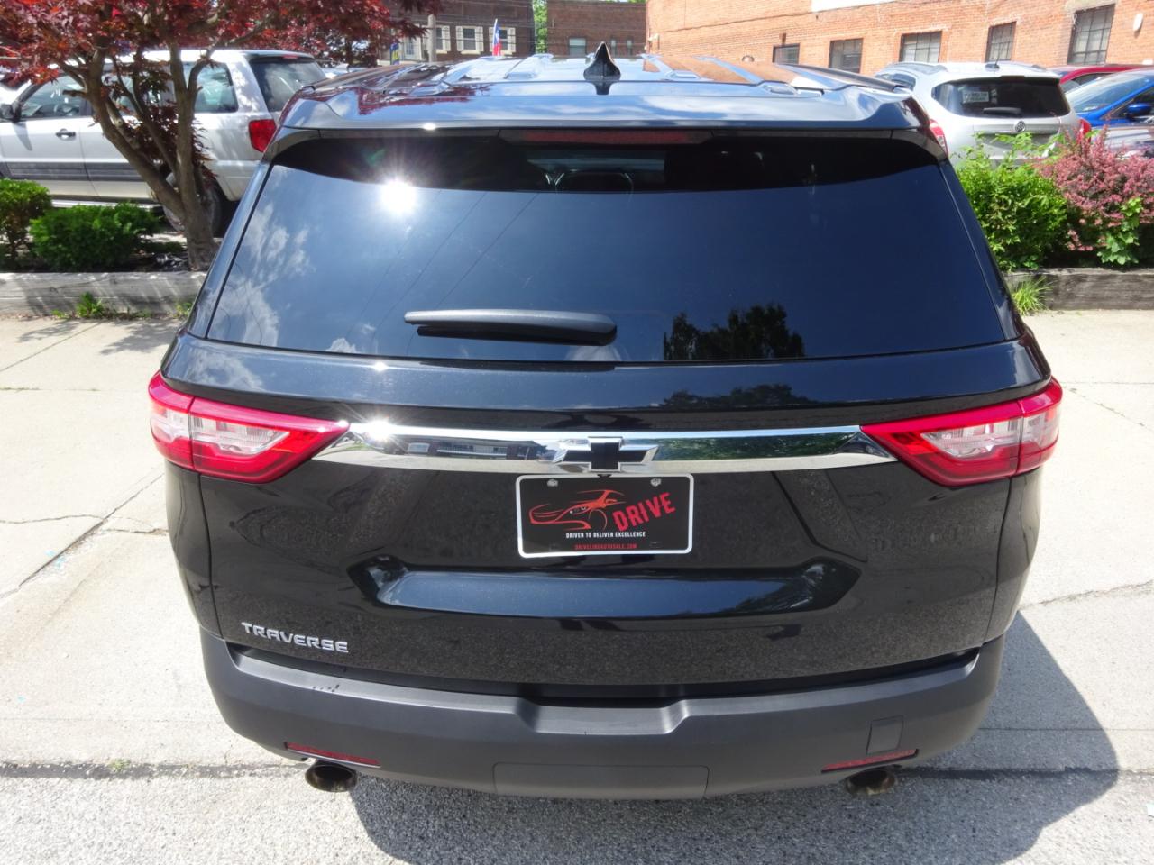 Chevrolet Traverse FWD 4dr LS w/1LS 2019