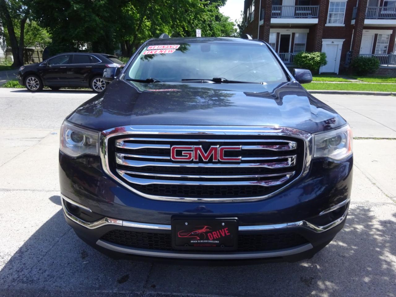 GMC Acadia AWD 4dr SLT w/SLT-1 2018