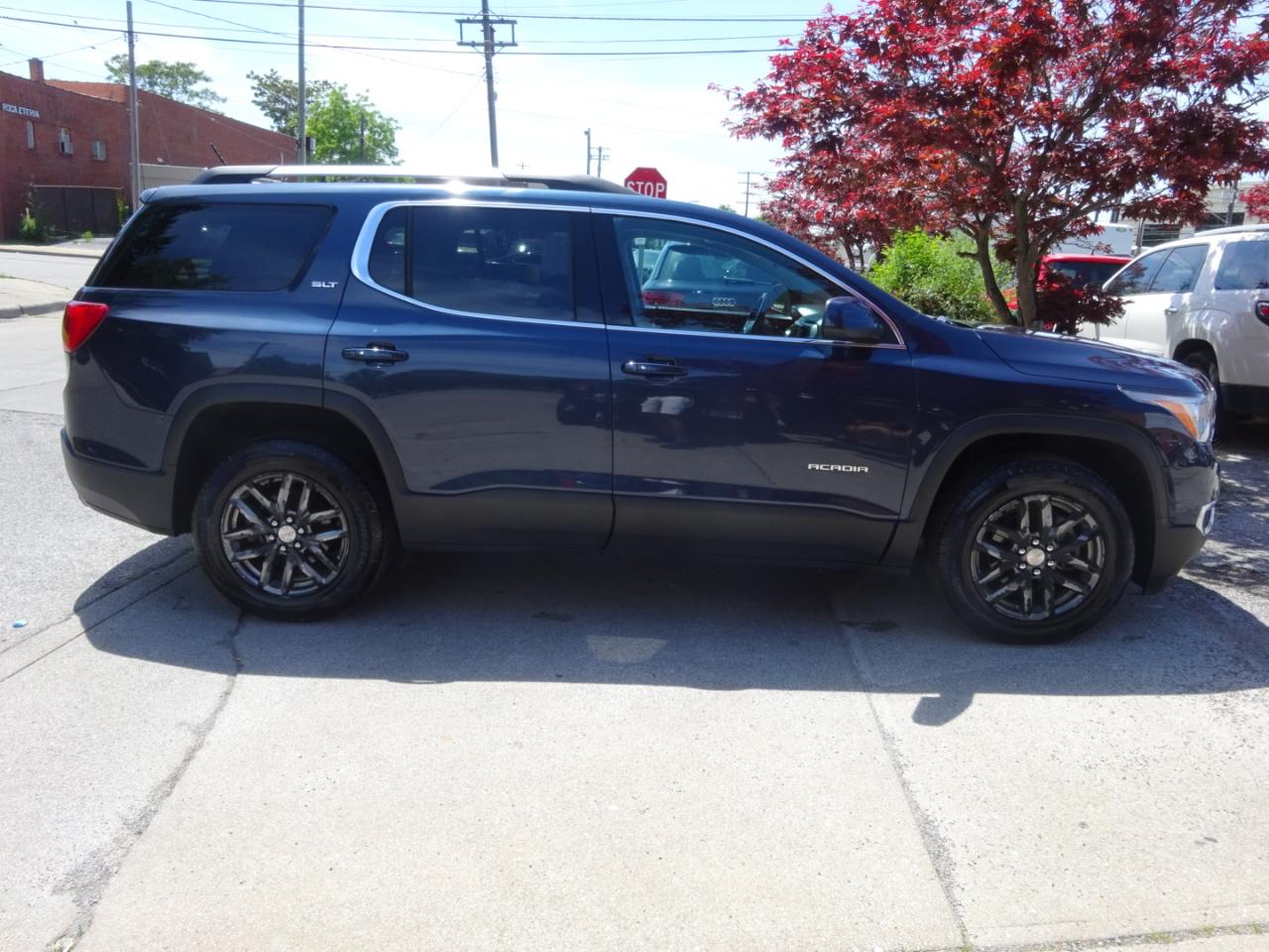 GMC Acadia AWD 4dr SLT w/SLT-1 2018