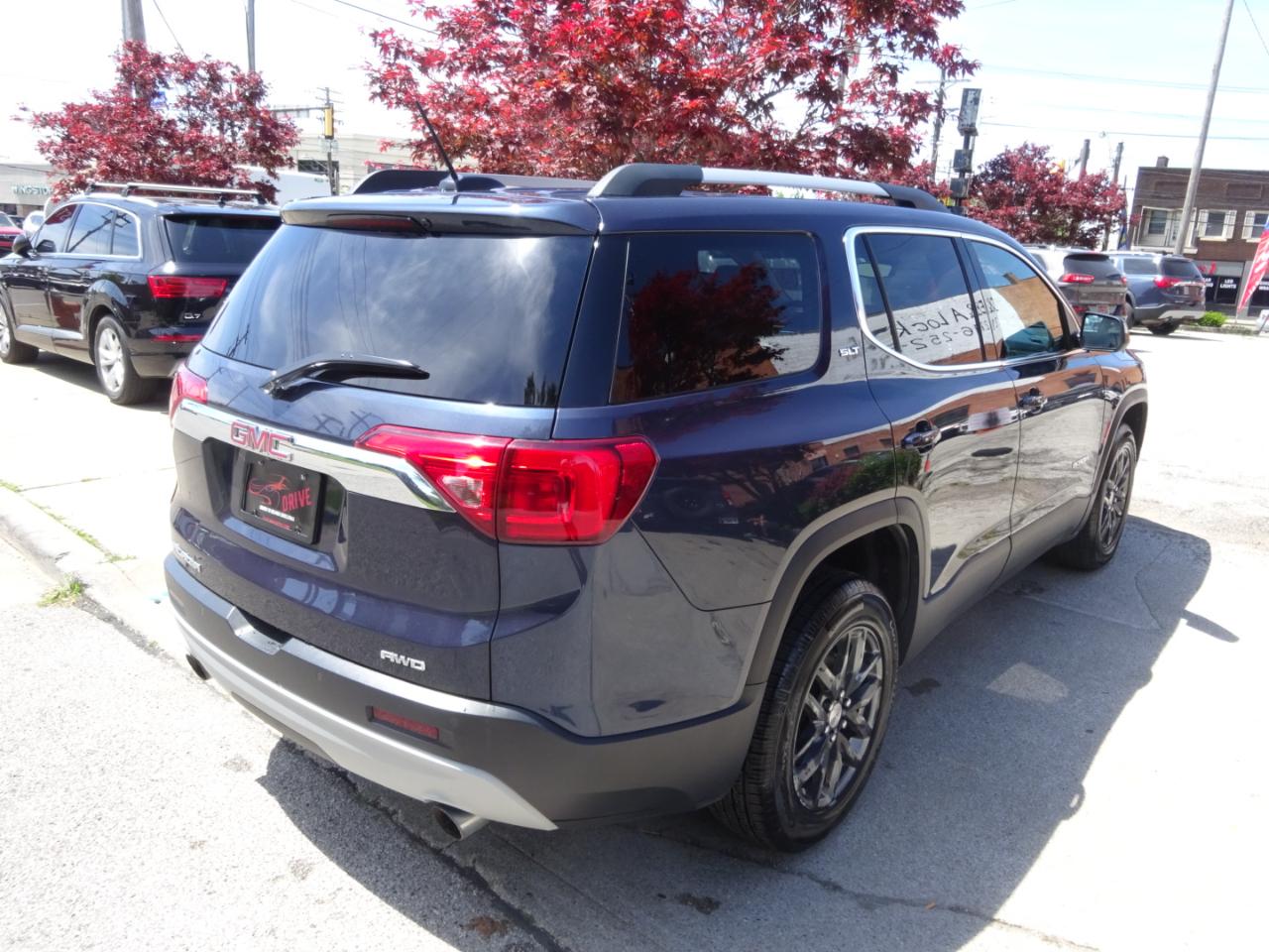 GMC Acadia AWD 4dr SLT w/SLT-1 2018