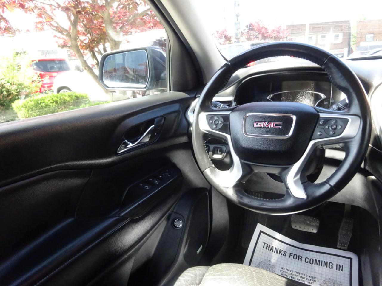 GMC Acadia AWD 4dr SLT w/SLT-1 2018