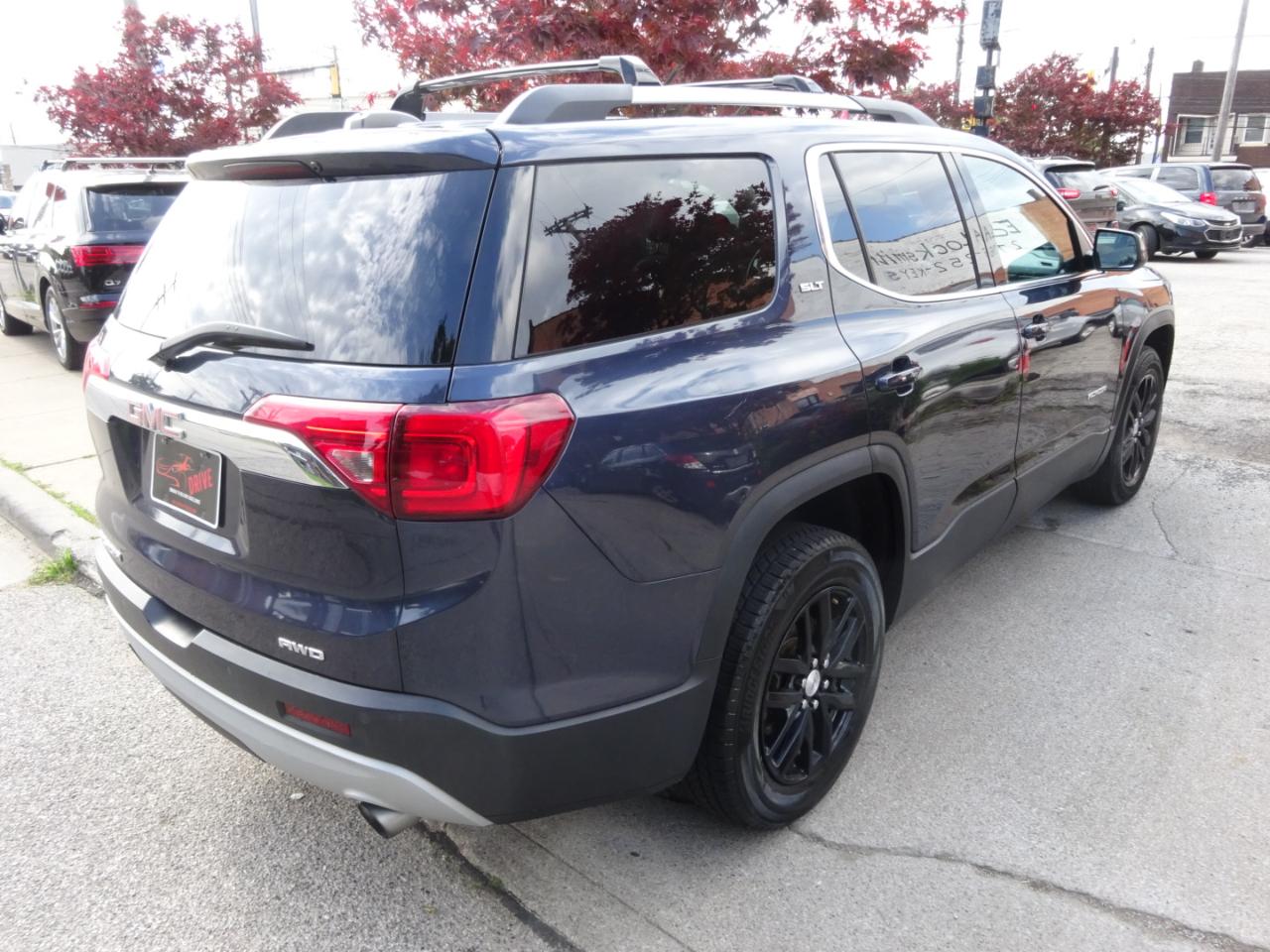 GMC Acadia AWD 4dr SLT w/SLT-1 2018