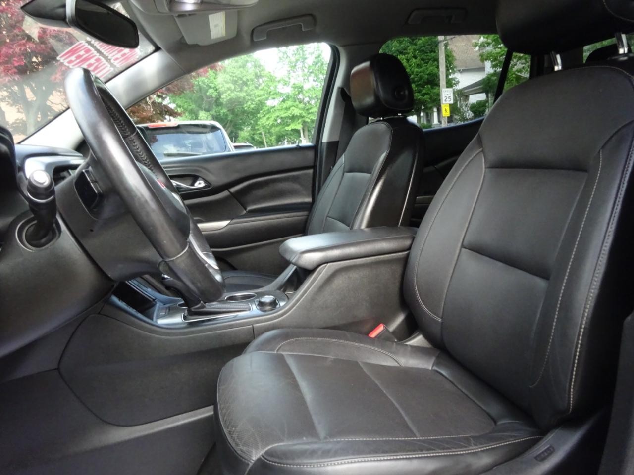 GMC Acadia AWD 4dr SLT w/SLT-1 2018