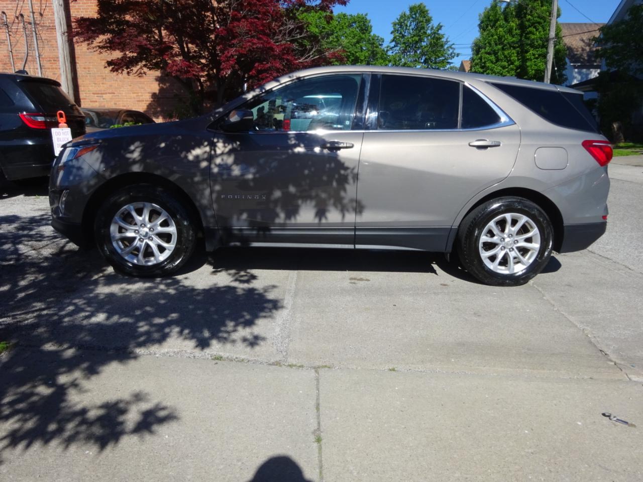 Chevrolet Equinox AWD 4dr LT w/1LT 2018