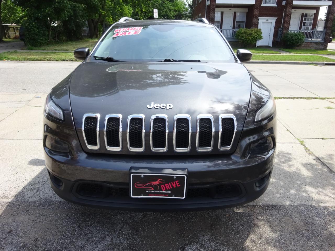 Jeep Cherokee Latitude FWD 2017