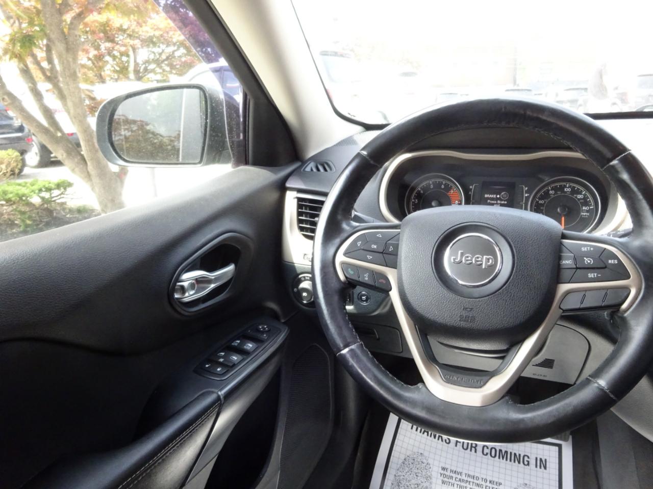 Jeep Cherokee Latitude FWD 2017