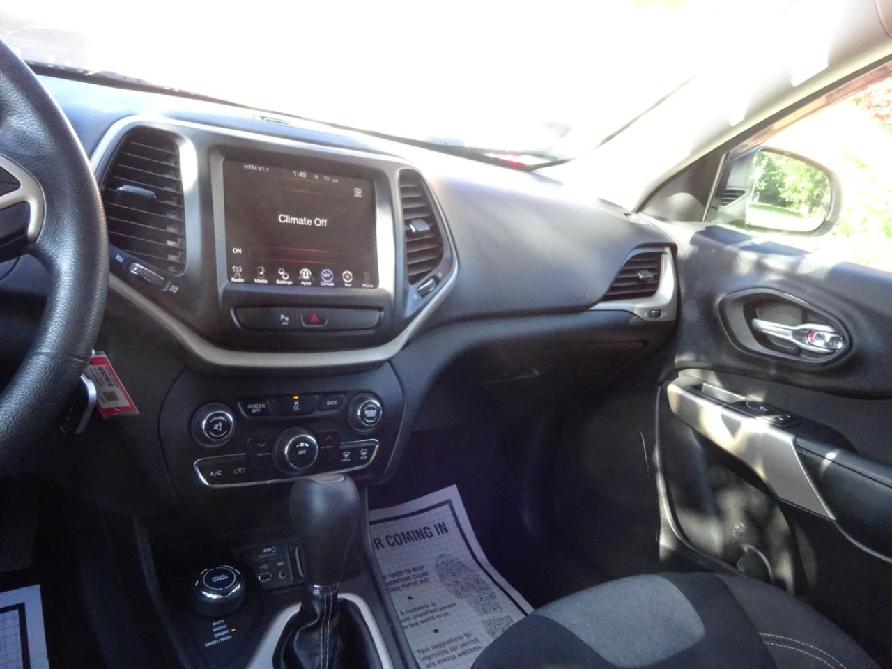 Jeep Cherokee Latitude Tech Connect 4x4 2018