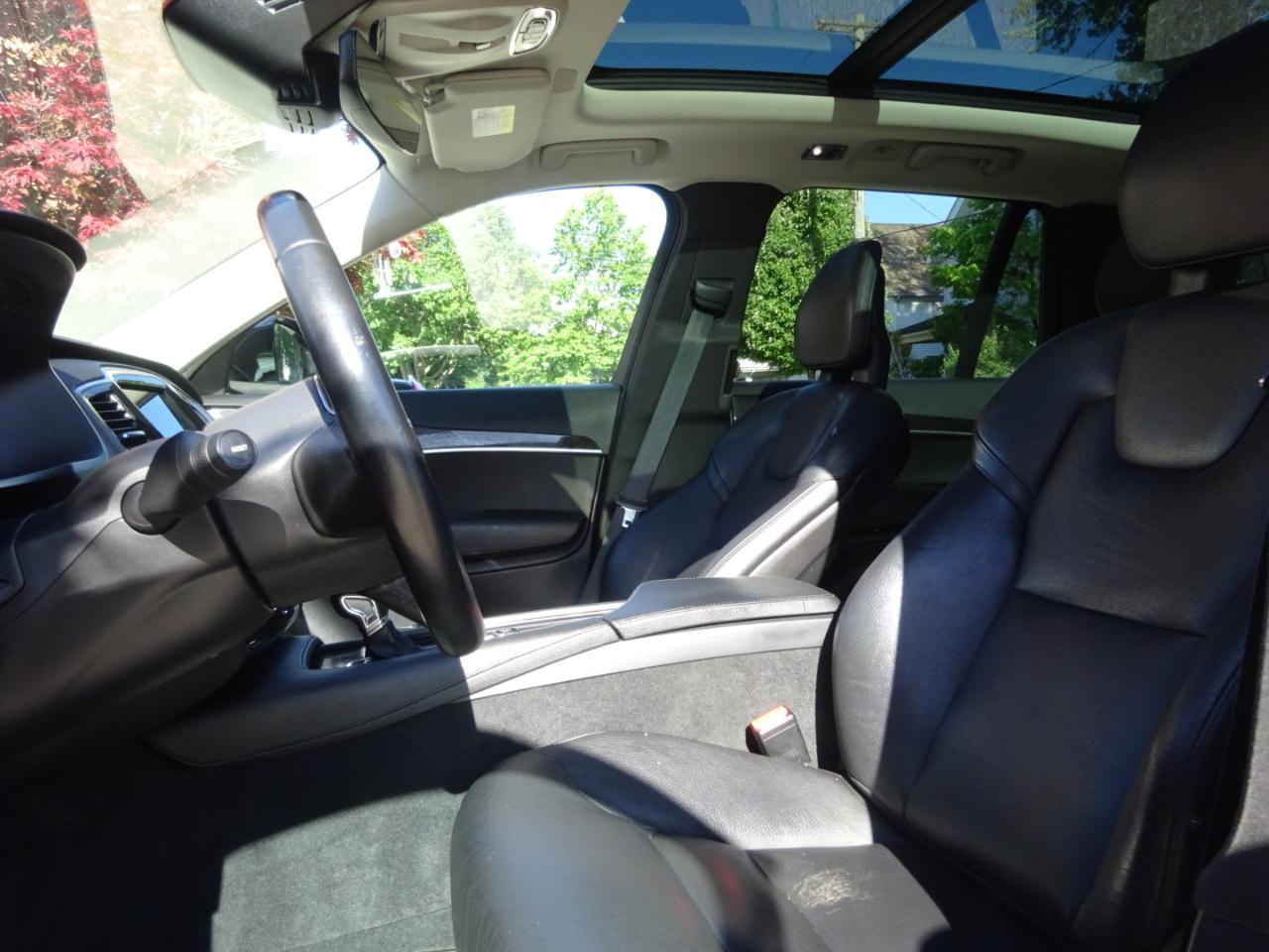 Volvo XC90 T6 AWD 7-Passenger Momentum 2018