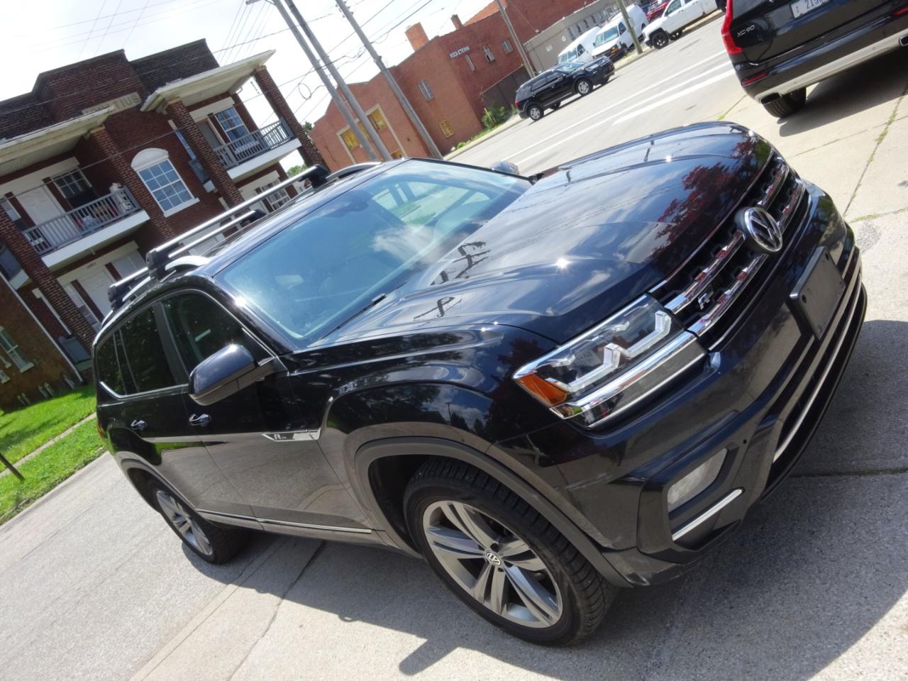 Volkswagen Atlas 3.6L V6 SE w/Technology R-Line 4MOTION 2019