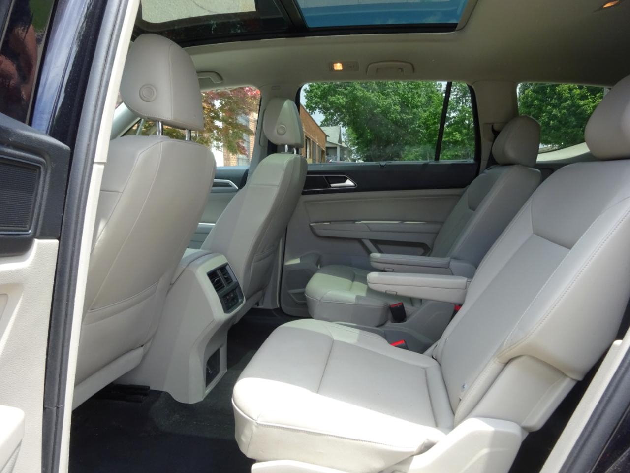 Volkswagen Atlas 3.6L V6 SE w/Technology R-Line 4MOTION 2019