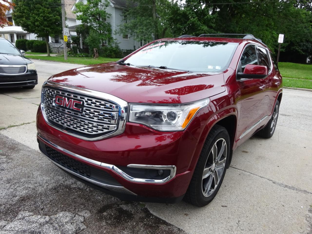 GMC Acadia AWD 4dr Denali 2017