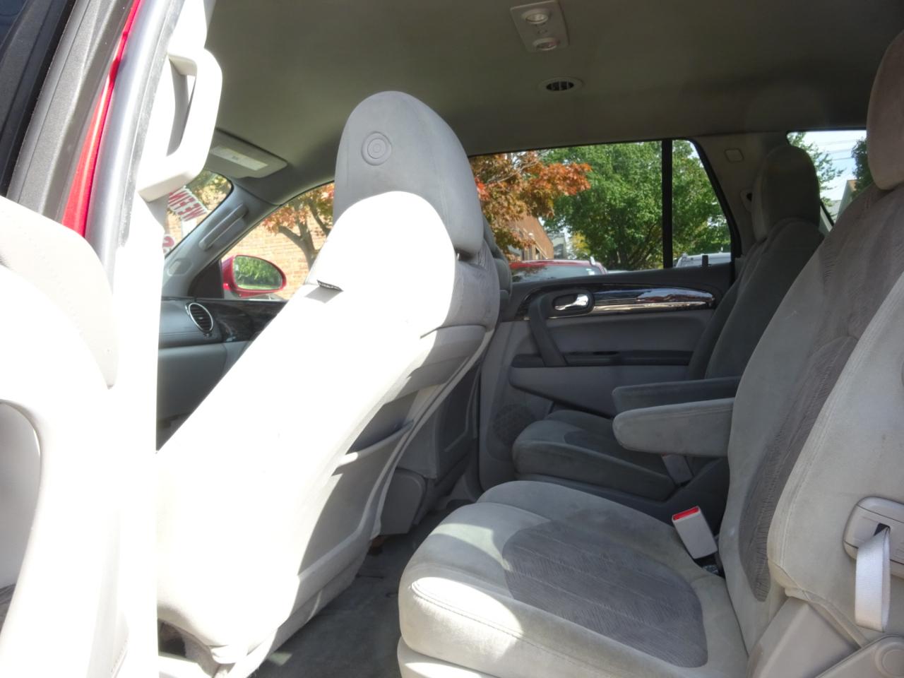 Buick Enclave FWD 4dr Convenience 2013
