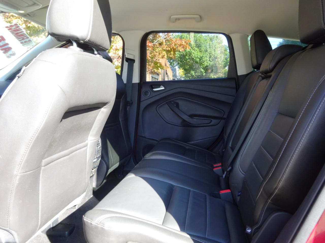 Ford Escape 4WD 4dr Titanium 2016