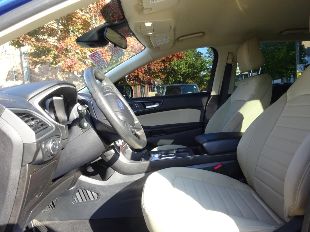 Ford Edge SE AWD 2021
