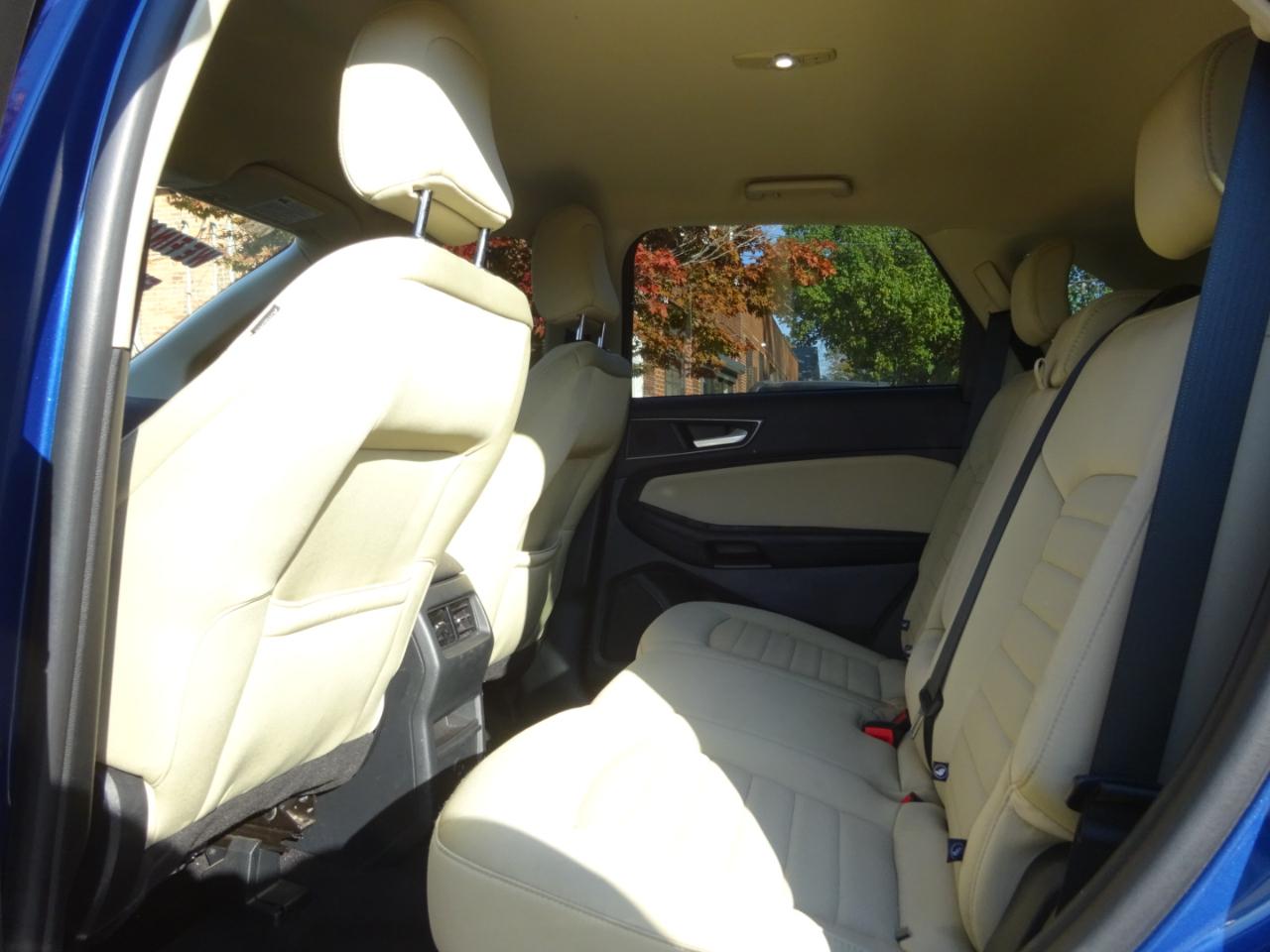 Ford Edge SE AWD 2021
