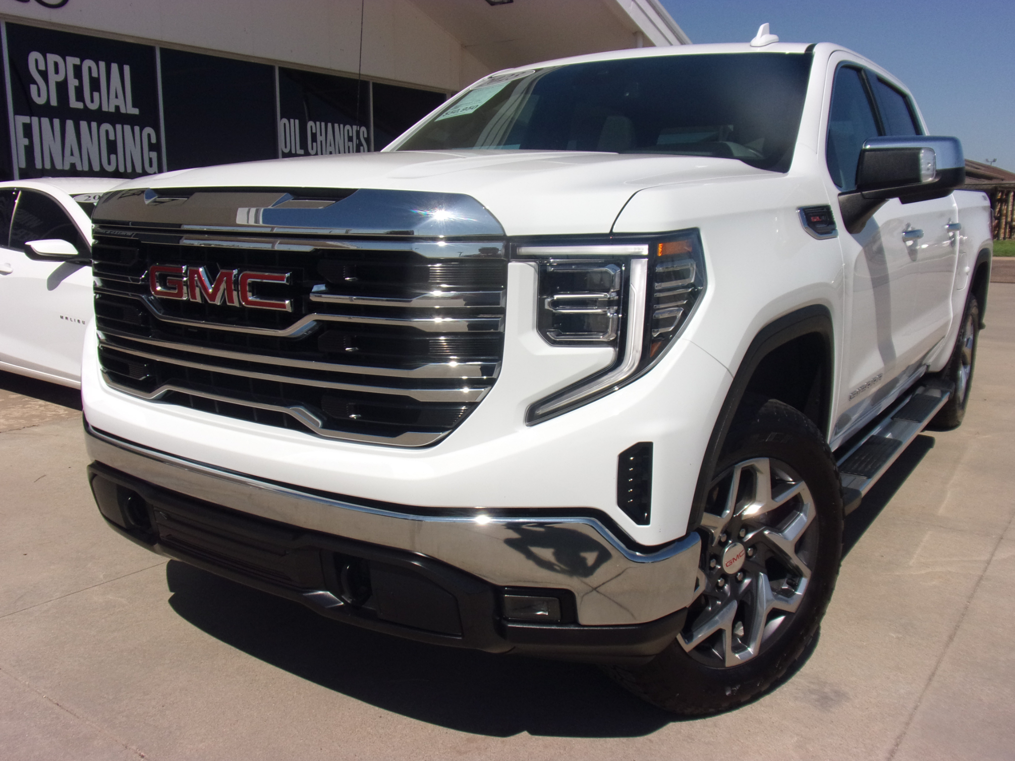 GMC Sierra 1500 SLT Crew Cab 4WD 2023 GMC Sierra 1500 SLT Crew Cab 4WD 2023
