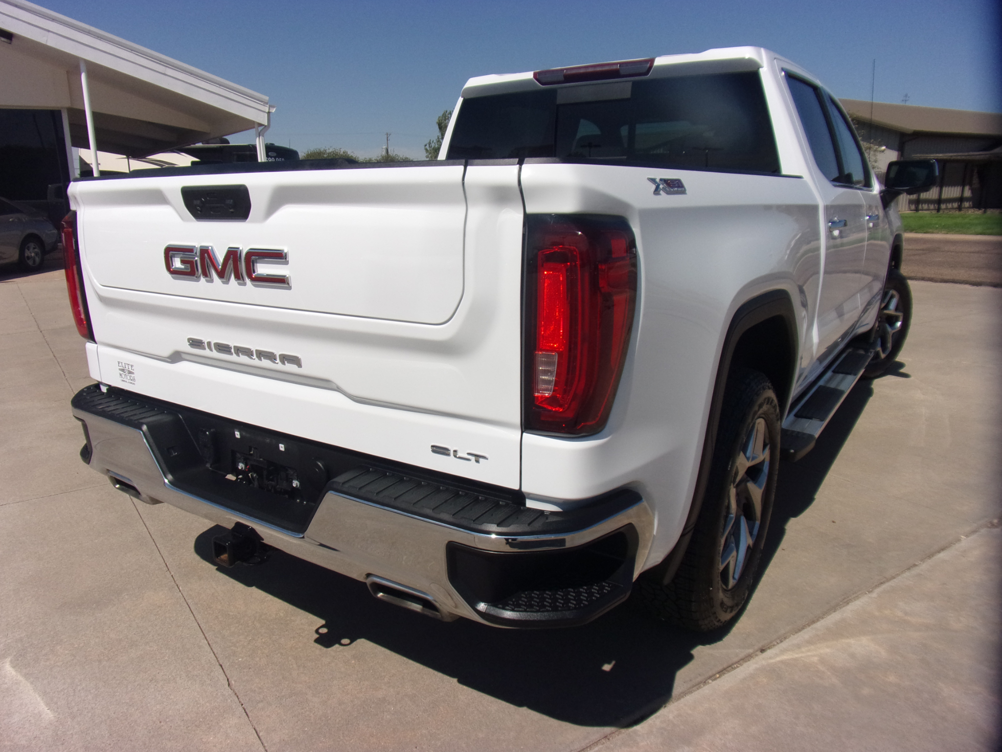 GMC Sierra 1500 SLT Crew Cab 4WD 2023 GMC Sierra 1500 SLT Crew Cab 4WD 2023