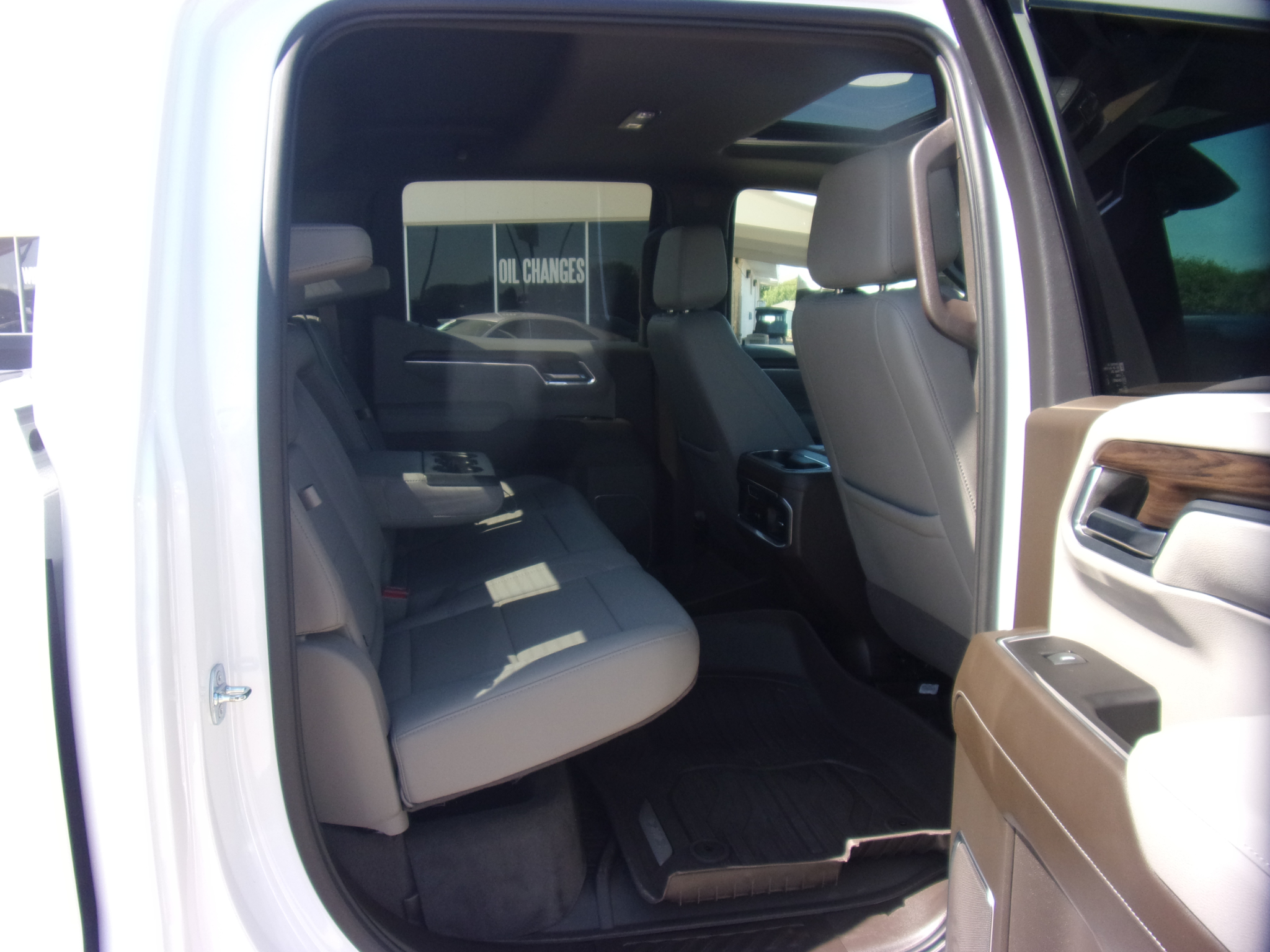 GMC Sierra 1500 SLT Crew Cab 4WD 2023 GMC Sierra 1500 SLT Crew Cab 4WD 2023