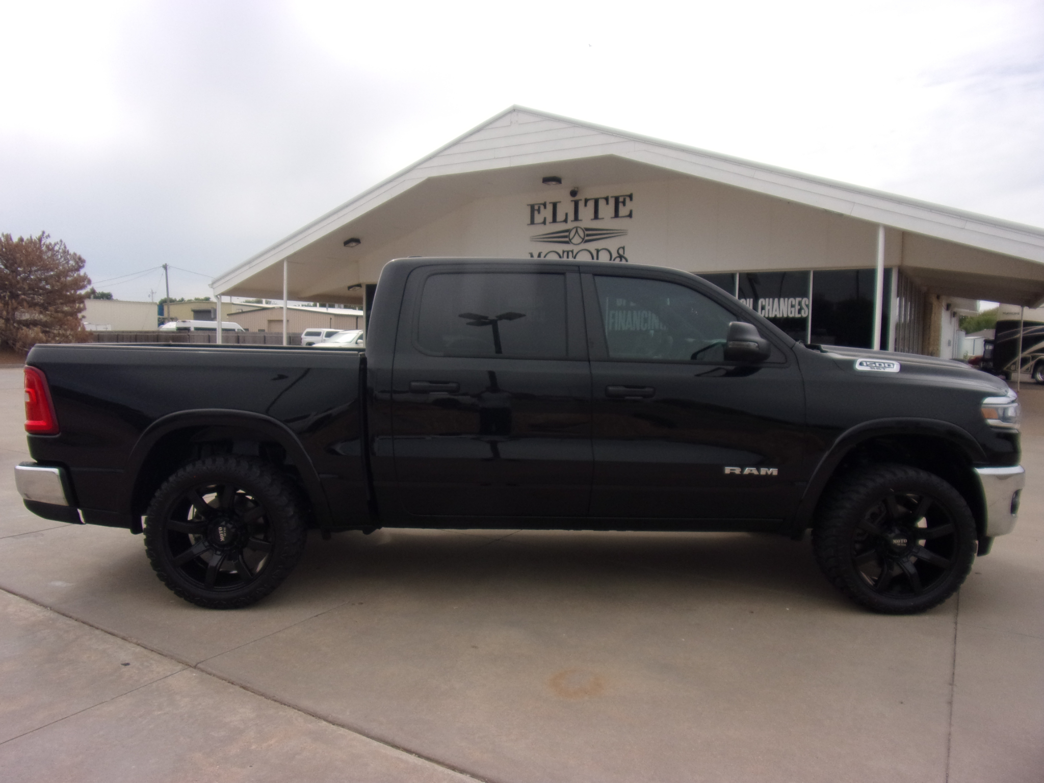 RAM 1500 Big Horn Crew Cab 4WD 2025 RAM 1500 Big Horn Crew Cab 4WD 2025