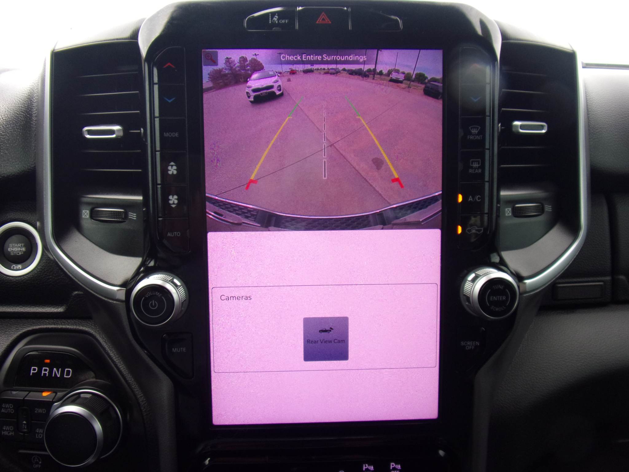 RAM 1500 Big Horn Crew Cab 4WD 2025 RAM 1500 Big Horn Crew Cab 4WD 2025