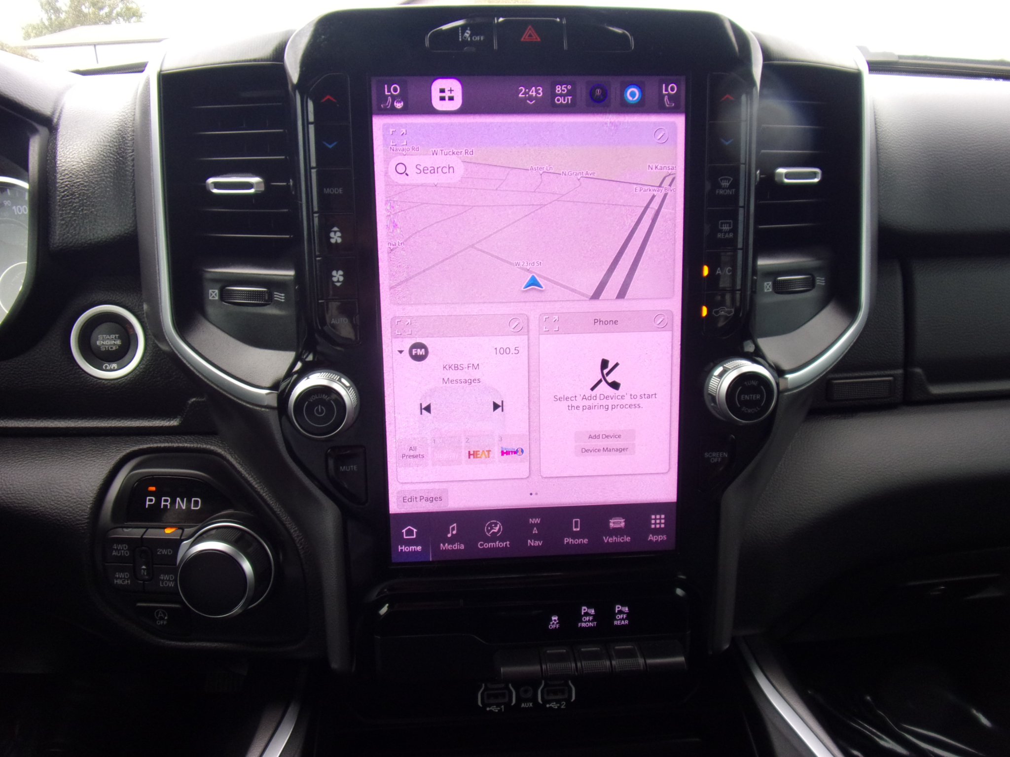 RAM 1500 Big Horn Crew Cab 4WD 2025 RAM 1500 Big Horn Crew Cab 4WD 2025