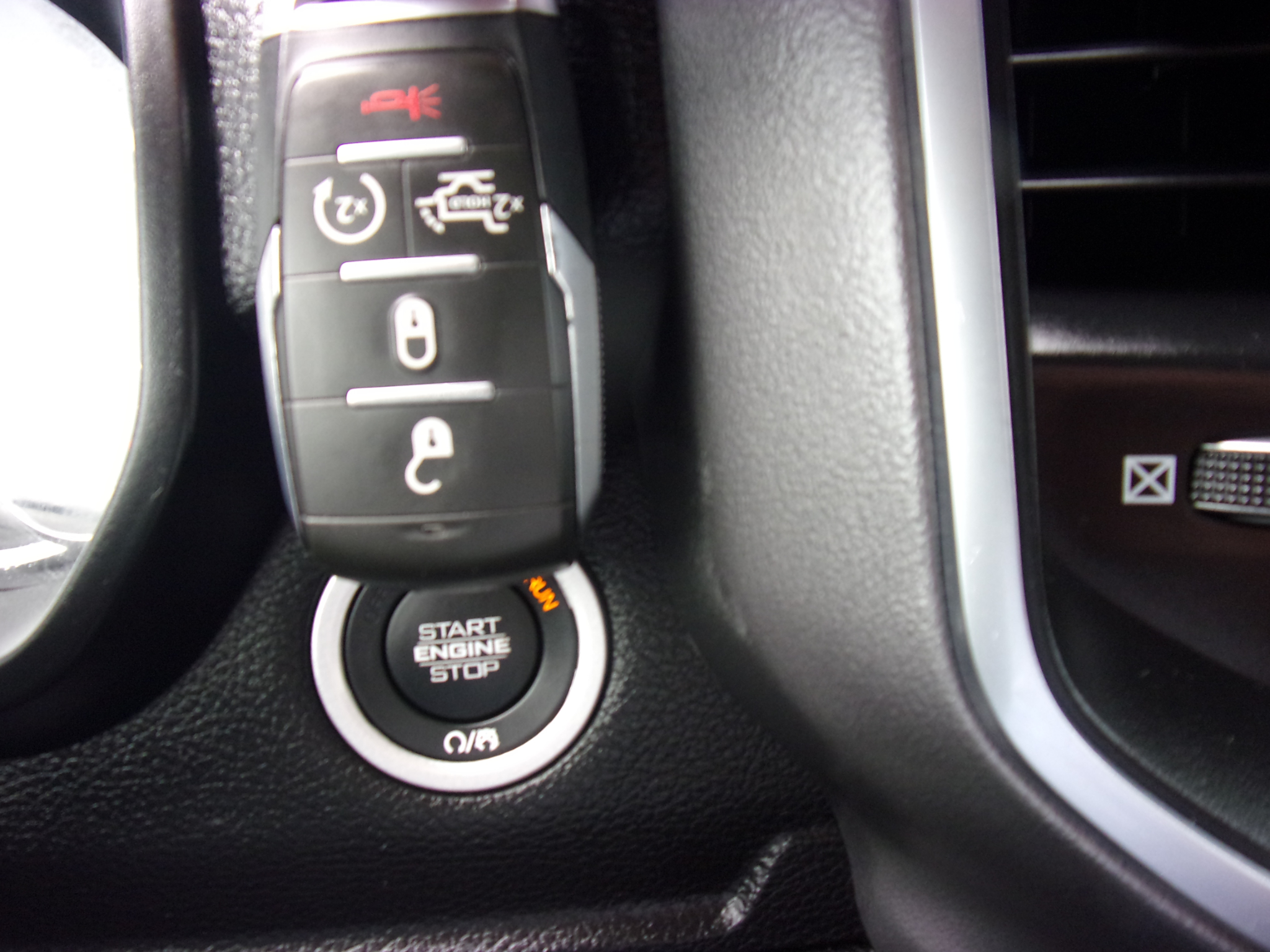 RAM 1500 Big Horn Crew Cab 4WD 2025 RAM 1500 Big Horn Crew Cab 4WD 2025