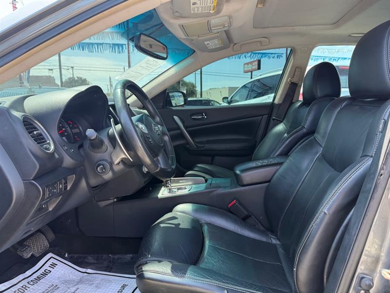 Nissan Maxima S 2014