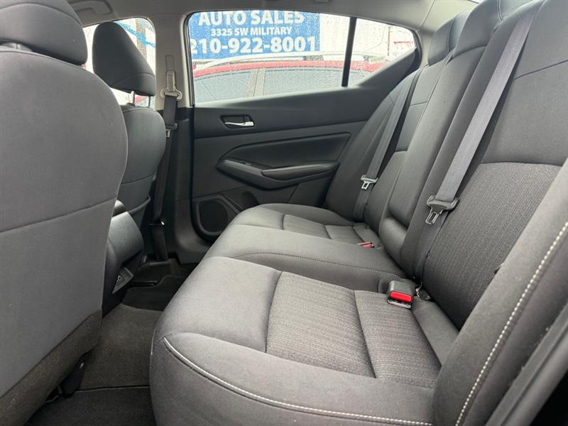 Nissan Altima 2.5 SV 2022