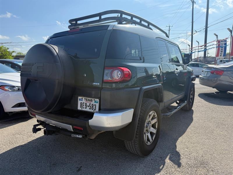 Toyota FJ Cruiser 4WD AT 2014