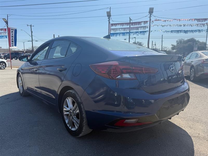 Hyundai Elantra Limited 2020