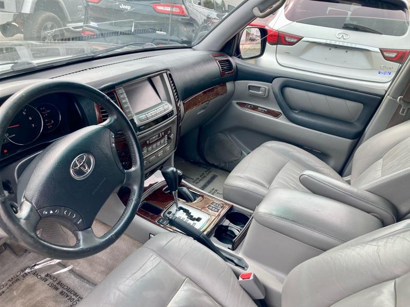 Toyota Land Cruiser 4WD 2004