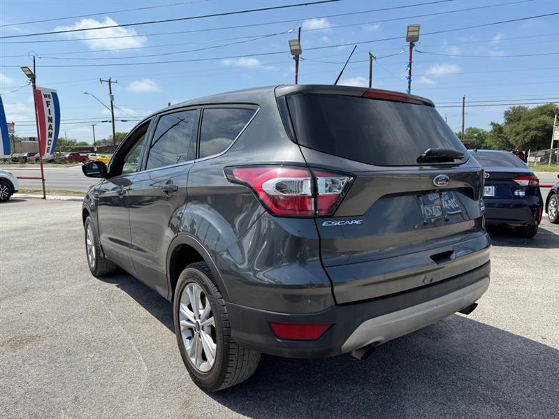 Ford Escape SE 4WD 2017
