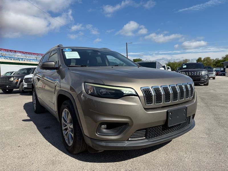 Jeep Cherokee Latitude Plus FWD 2020
