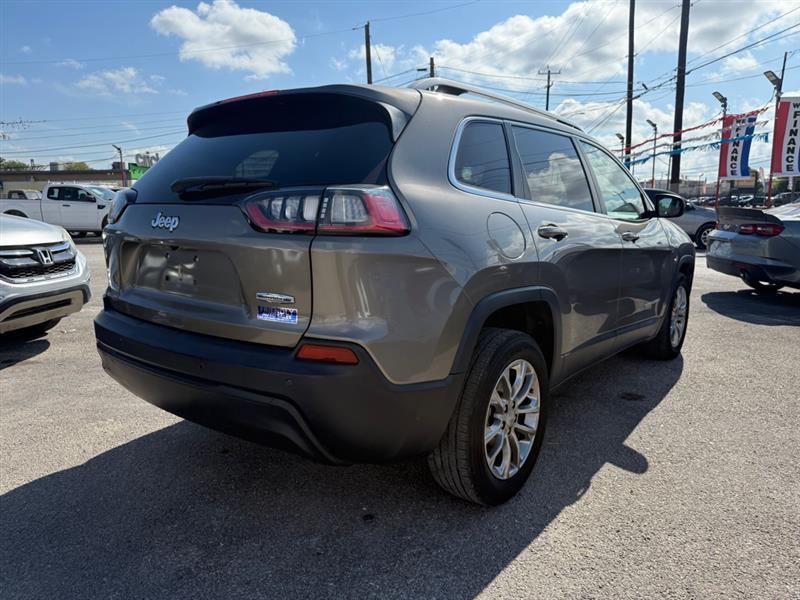 Jeep Cherokee Latitude Plus FWD 2020
