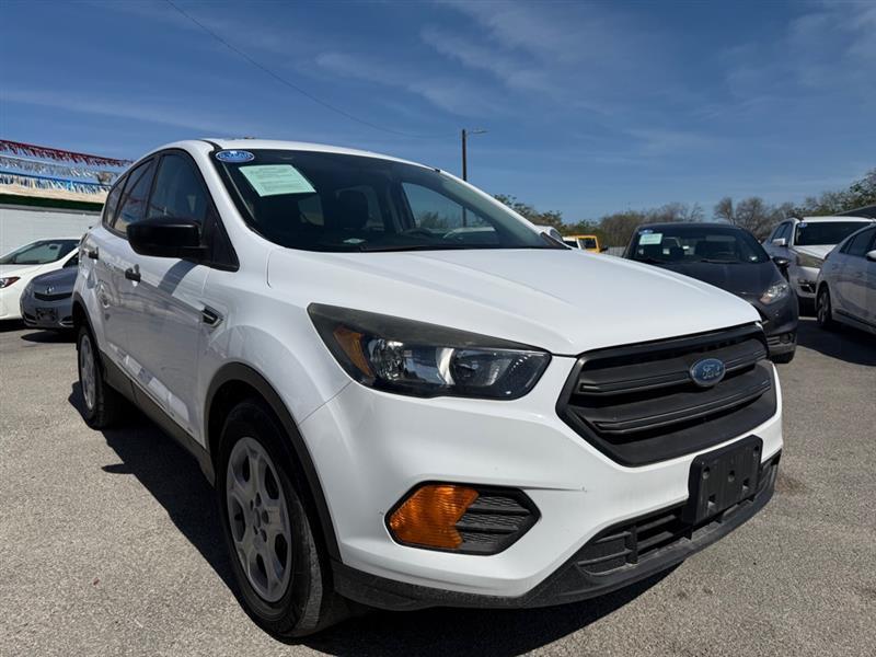 Ford Escape S FWD 2018