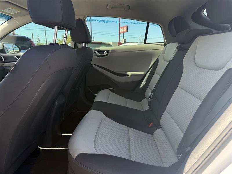 Hyundai Ioniq Hybrid Blue 2017