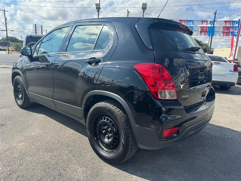 Chevrolet Trax LS FWD 2018