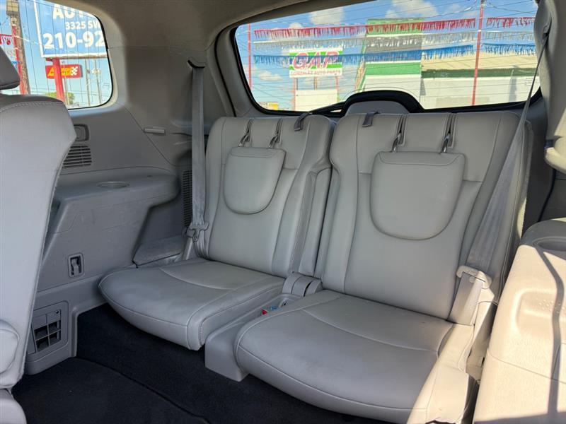 Toyota Highlander Limited 2WD 2011