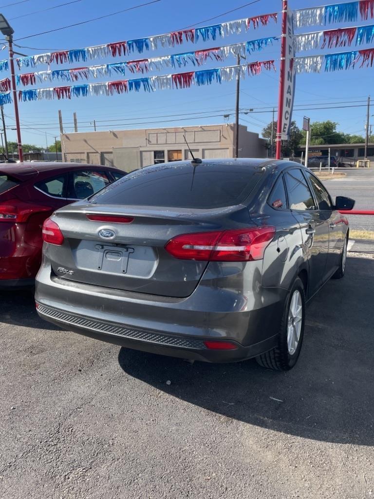 Ford Focus SE Sedan 2018