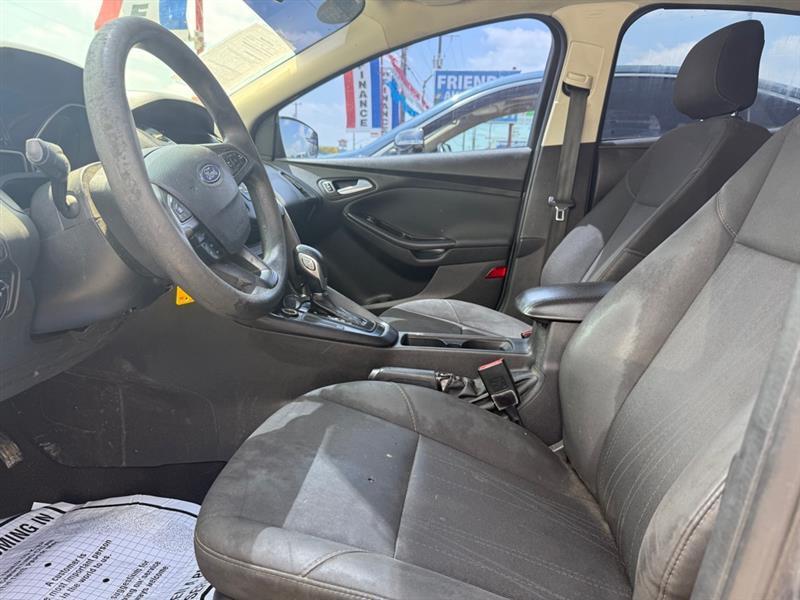 Ford Focus SE Sedan 2018