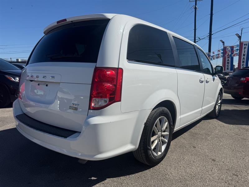 Dodge Grand Caravan SXT 2019