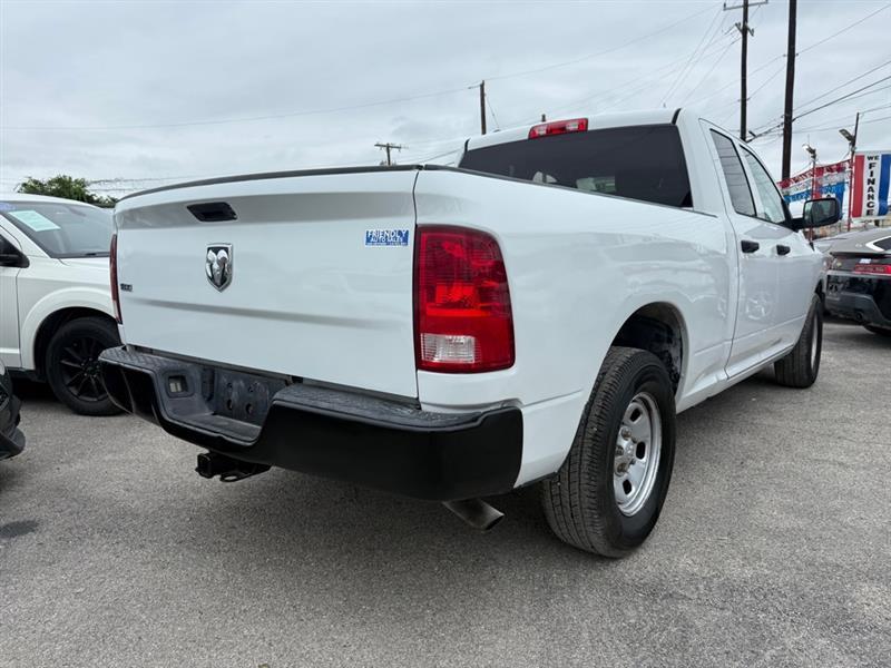 RAM 1500 Tradesman Quad Cab 2WD 2016