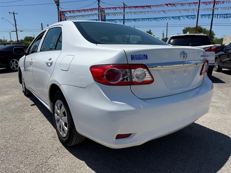 Toyota Corolla  2013