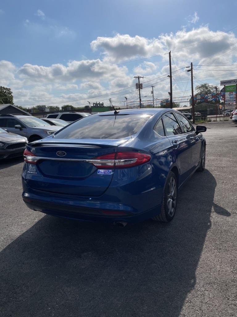 Ford Fusion S 2017
