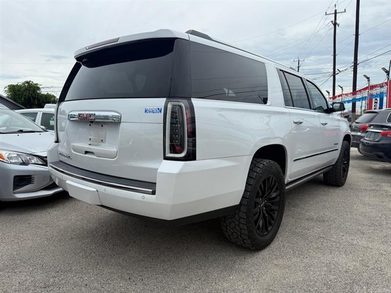 GMC Yukon XL Denali 4WD 2016