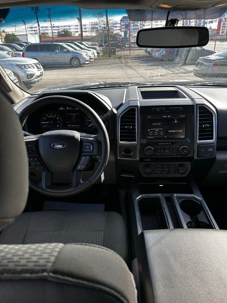 Ford F-150 XL SuperCrew 5.5-ft. Bed 2WD 2015