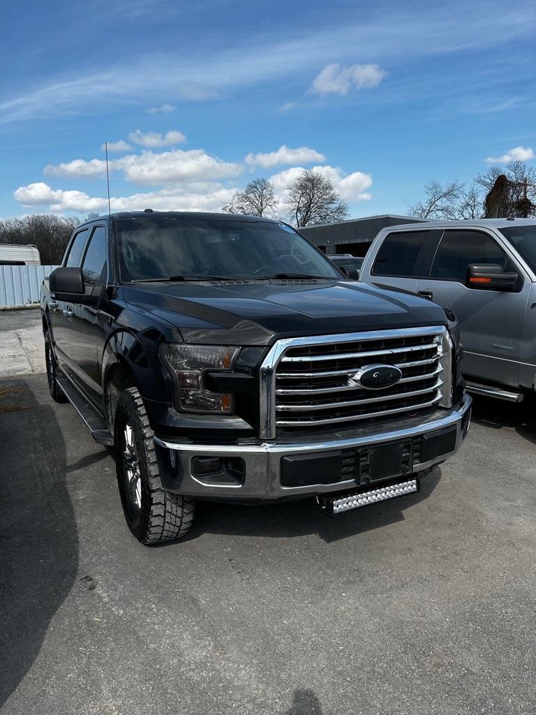 Ford F-150 XL SuperCrew 5.5-ft. Bed 2WD 2015
