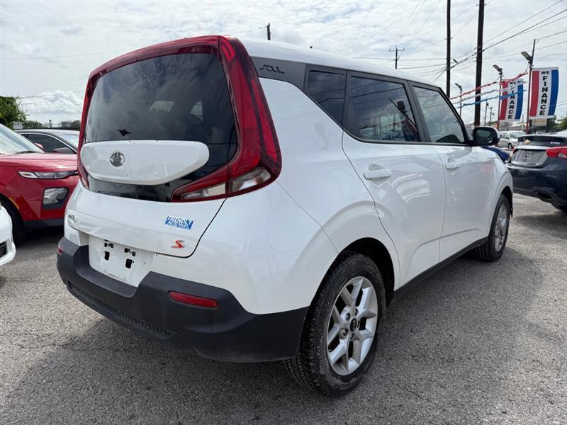 Kia Soul LX CVT 2020