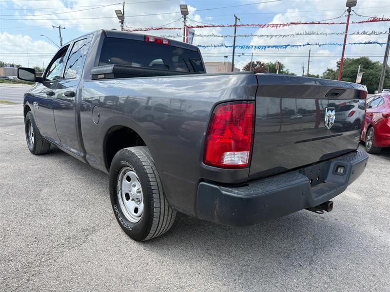 RAM 1500 Tradesman Quad Cab 2WD 2017