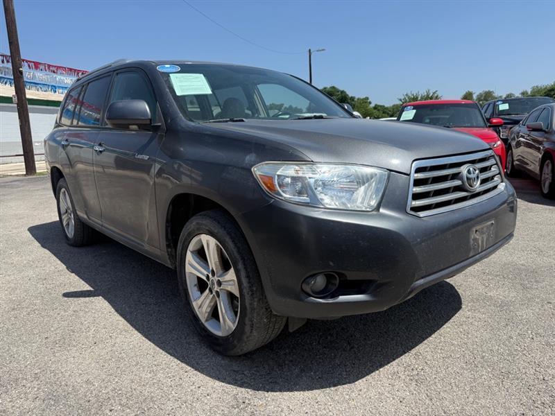 Toyota Highlander Limited 2WD 2010